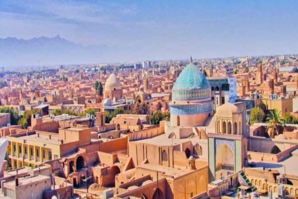 پروازهای بین المللی، راهی برای توسعه و رونق گردشگری در یزد